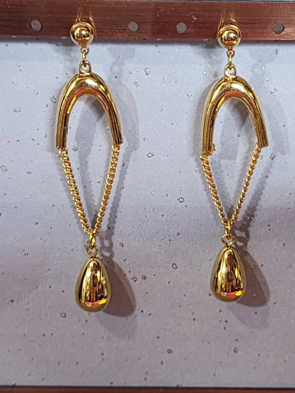 Avon vintage gold